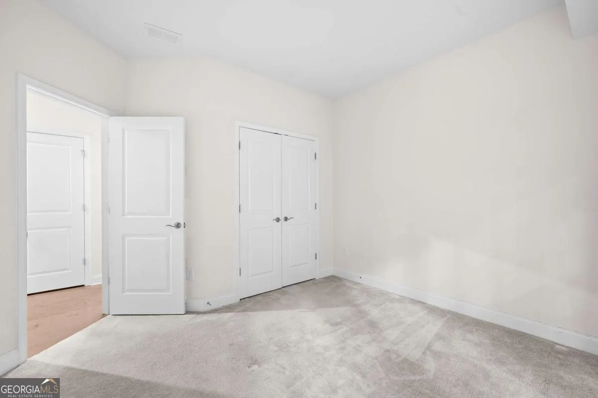 2166 Rock Creek Park