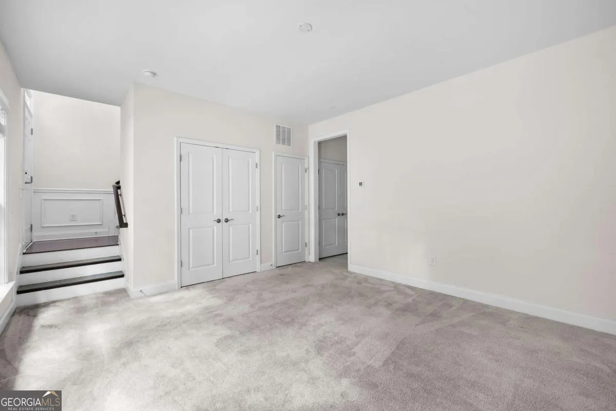 2166 Rock Creek Park