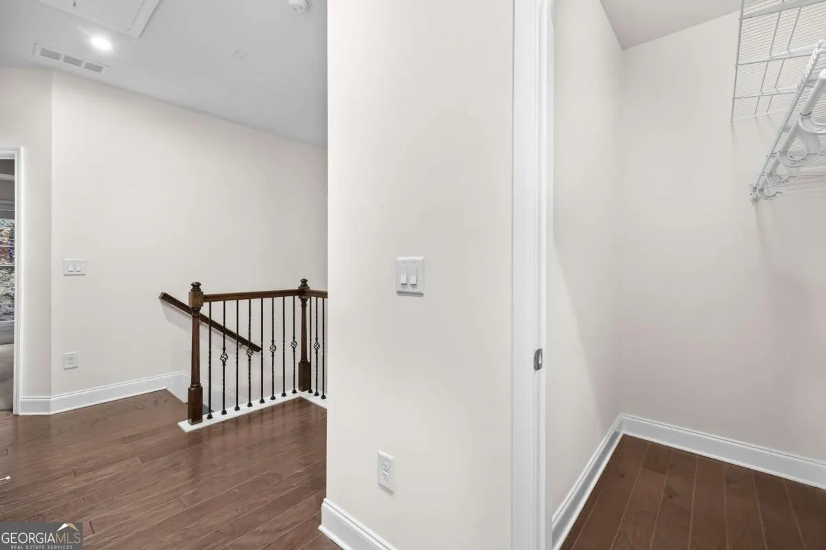 2166 Rock Creek Park