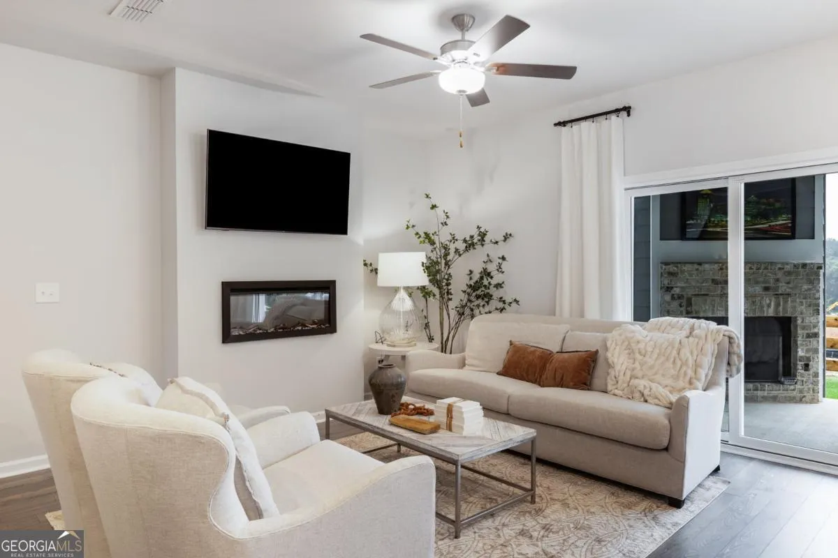 94 214 Seward Street, #94