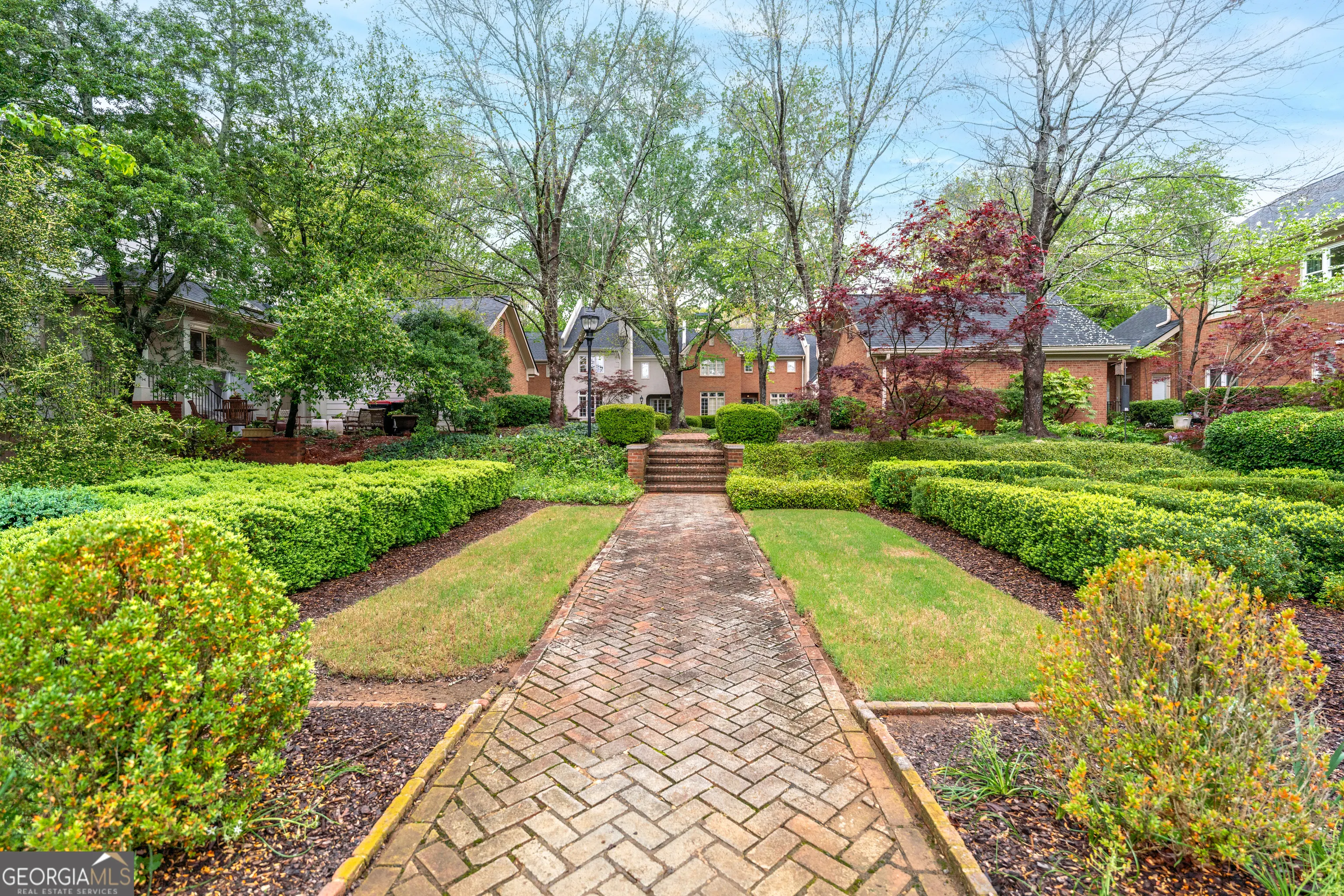 53 Paces West Drive