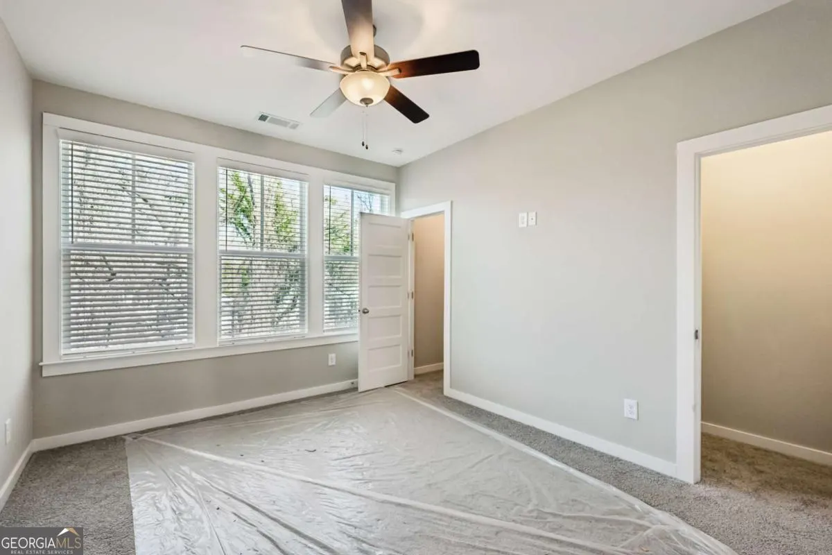 401 1095 Tucker Avenue, #401