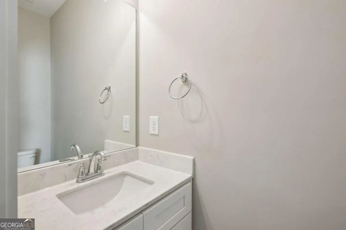 401 1095 Tucker Avenue, #401