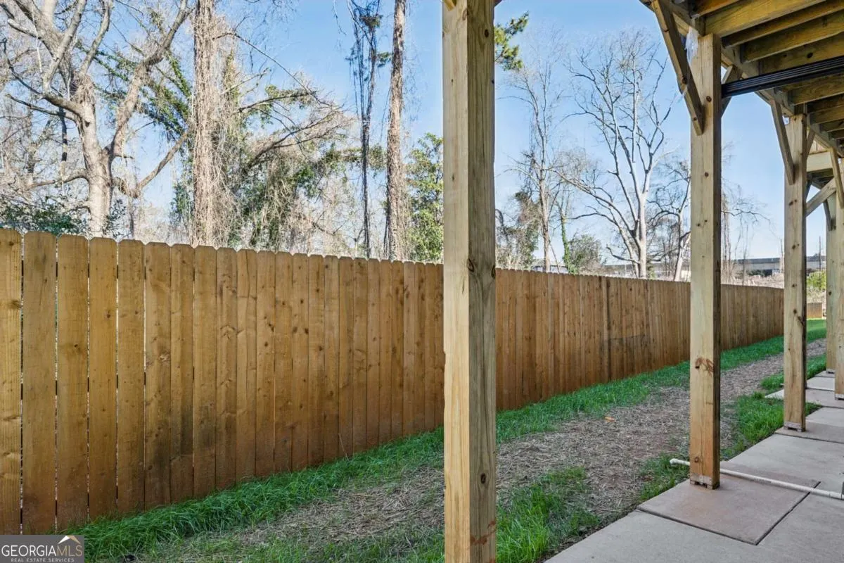 401 1095 Tucker Avenue, #401