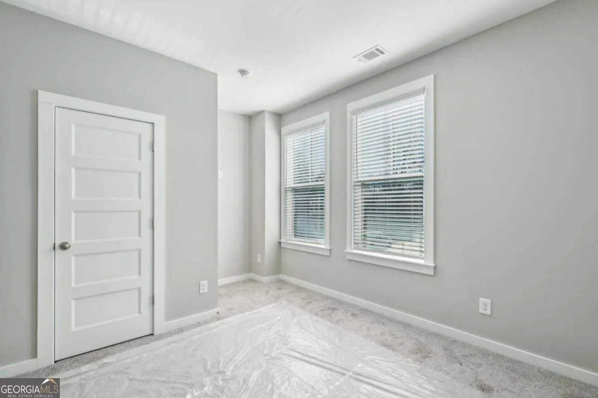 401 1095 Tucker Avenue, #401