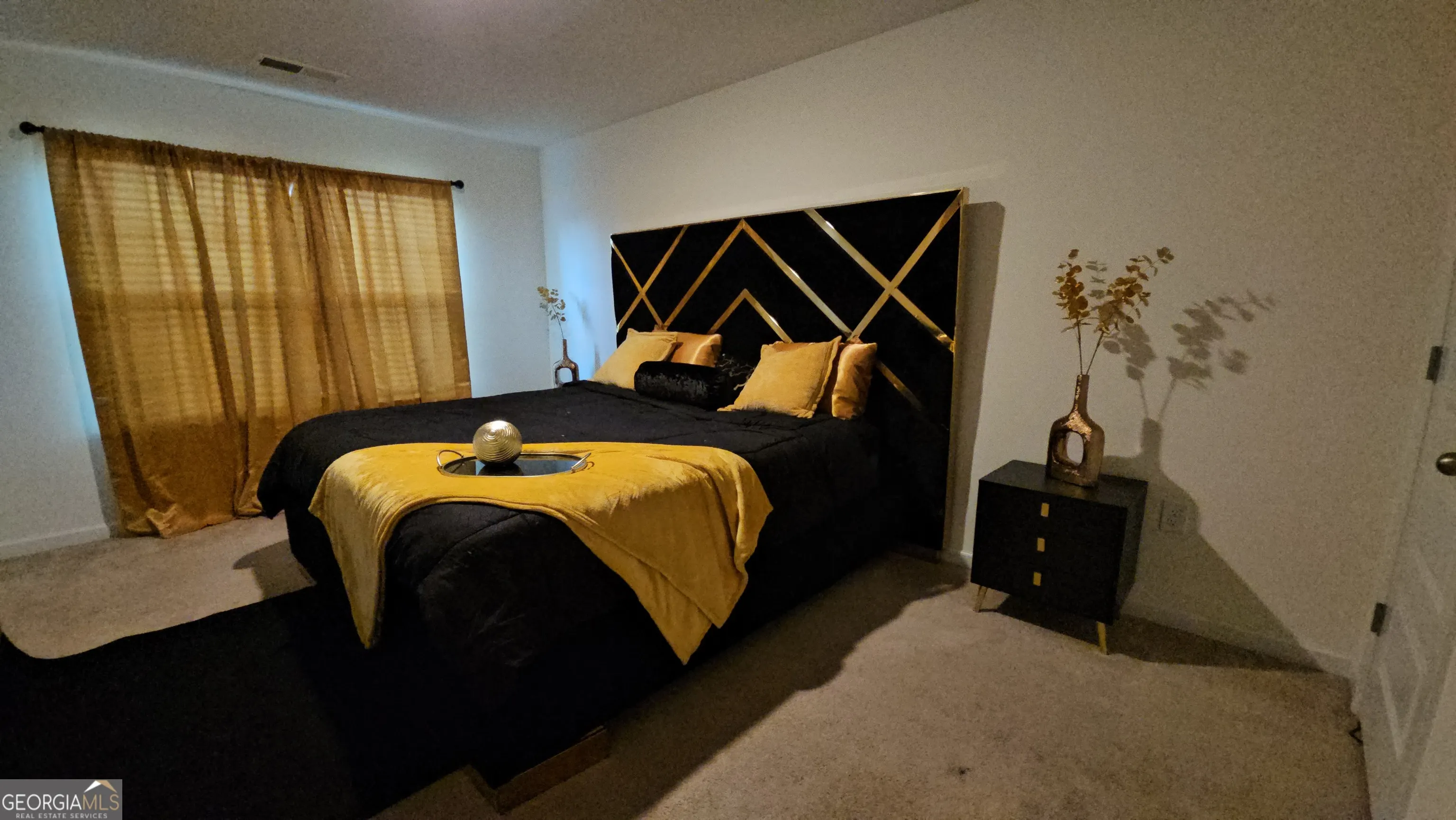 812 Graeme Drive