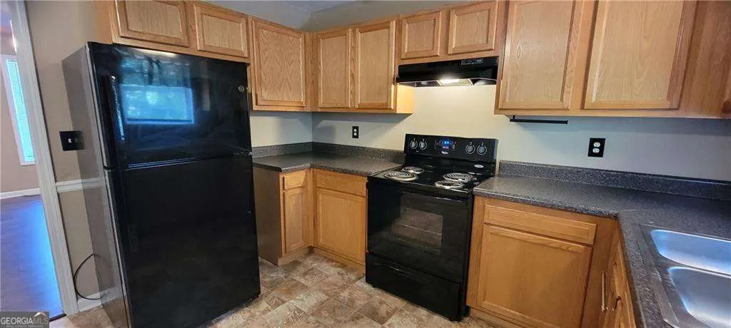 B 2325 Shady Grove Road, #B