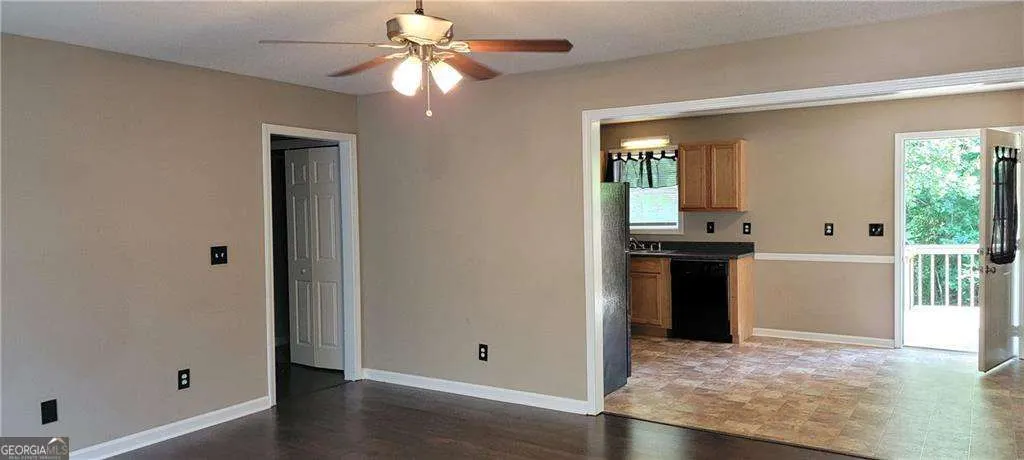 B 2325 Shady Grove Road, #B