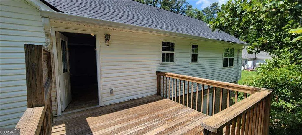 B 2325 Shady Grove Road, #B