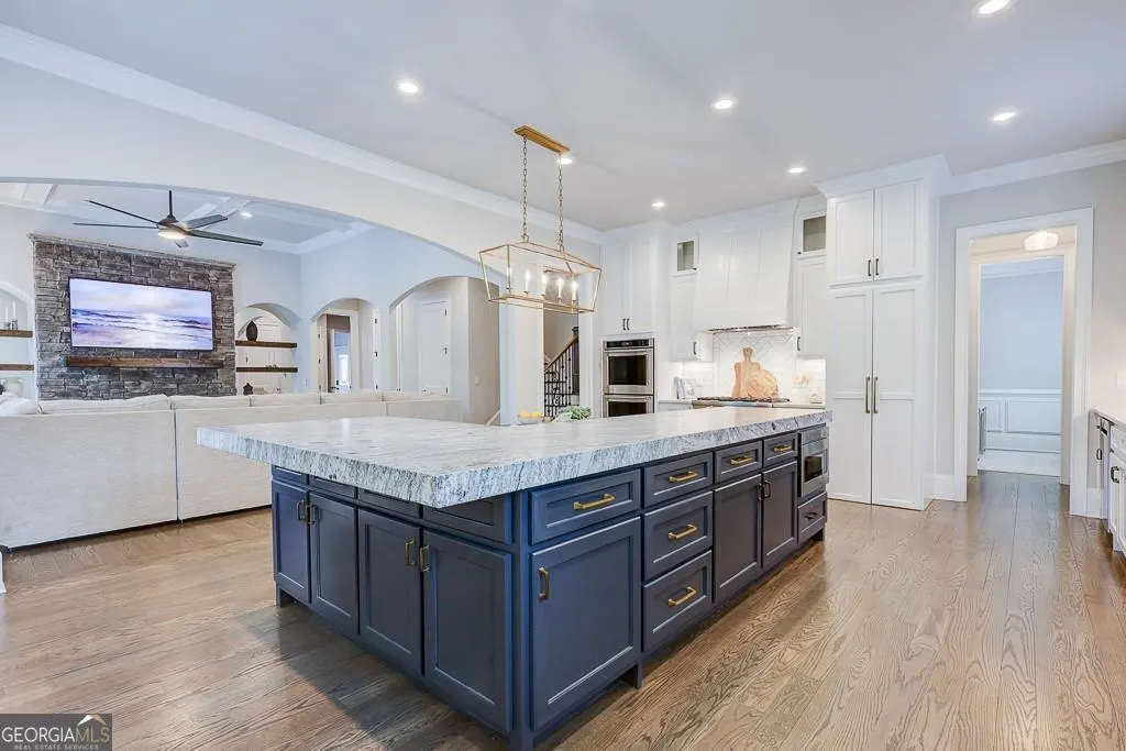 925 Sunny Meadows Lane