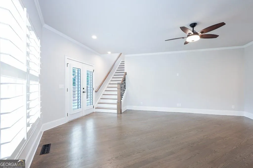 925 Sunny Meadows Lane