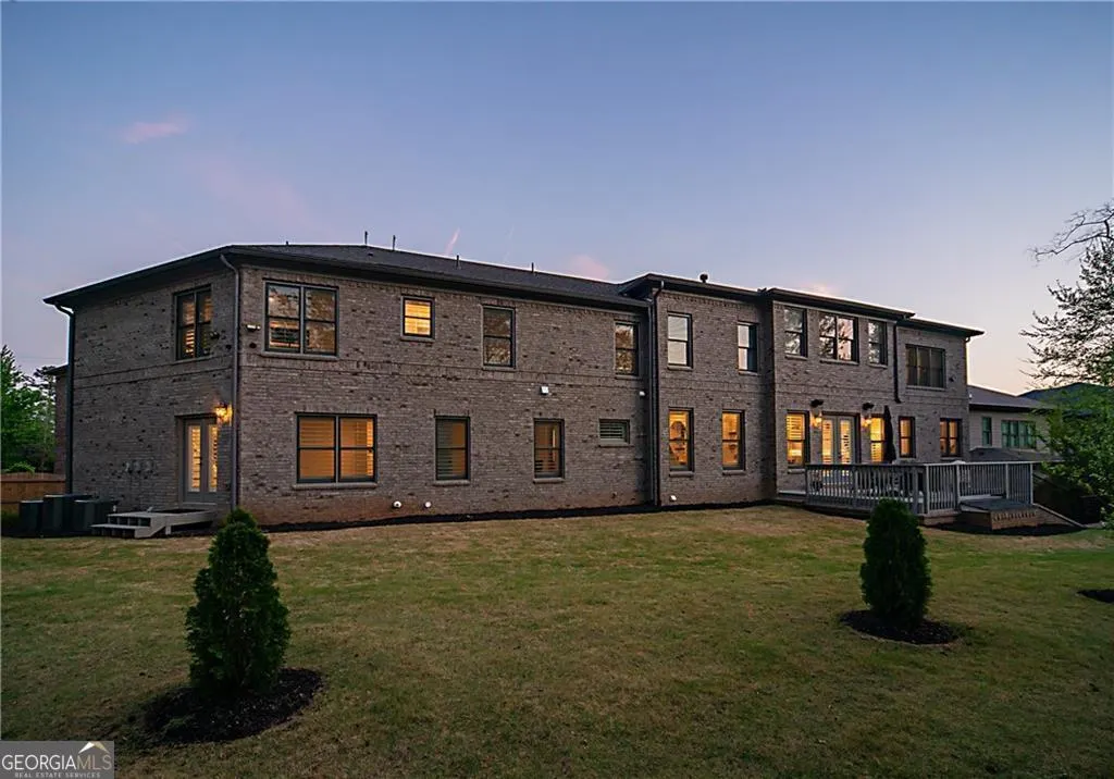 925 Sunny Meadows Lane