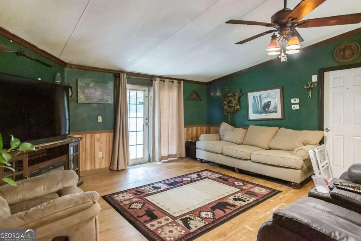 4535 Oakview Circle