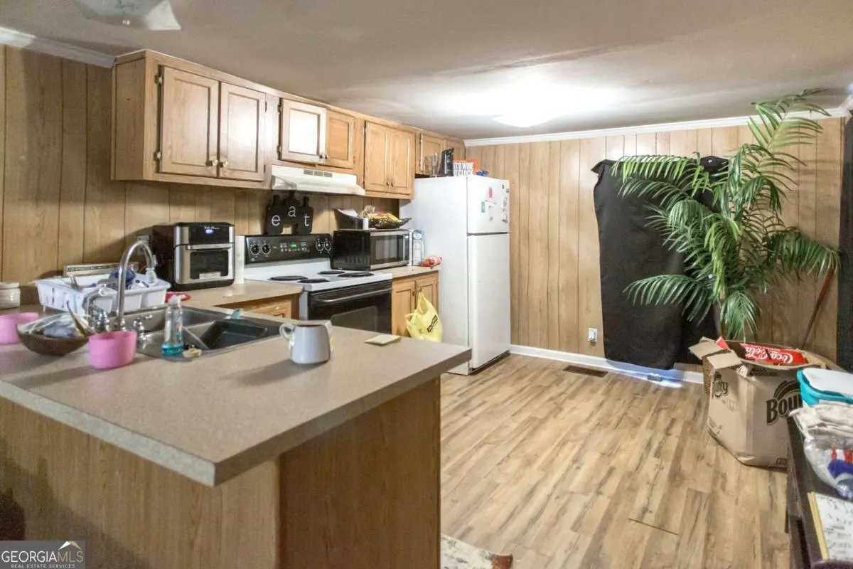 4535 Oakview Circle