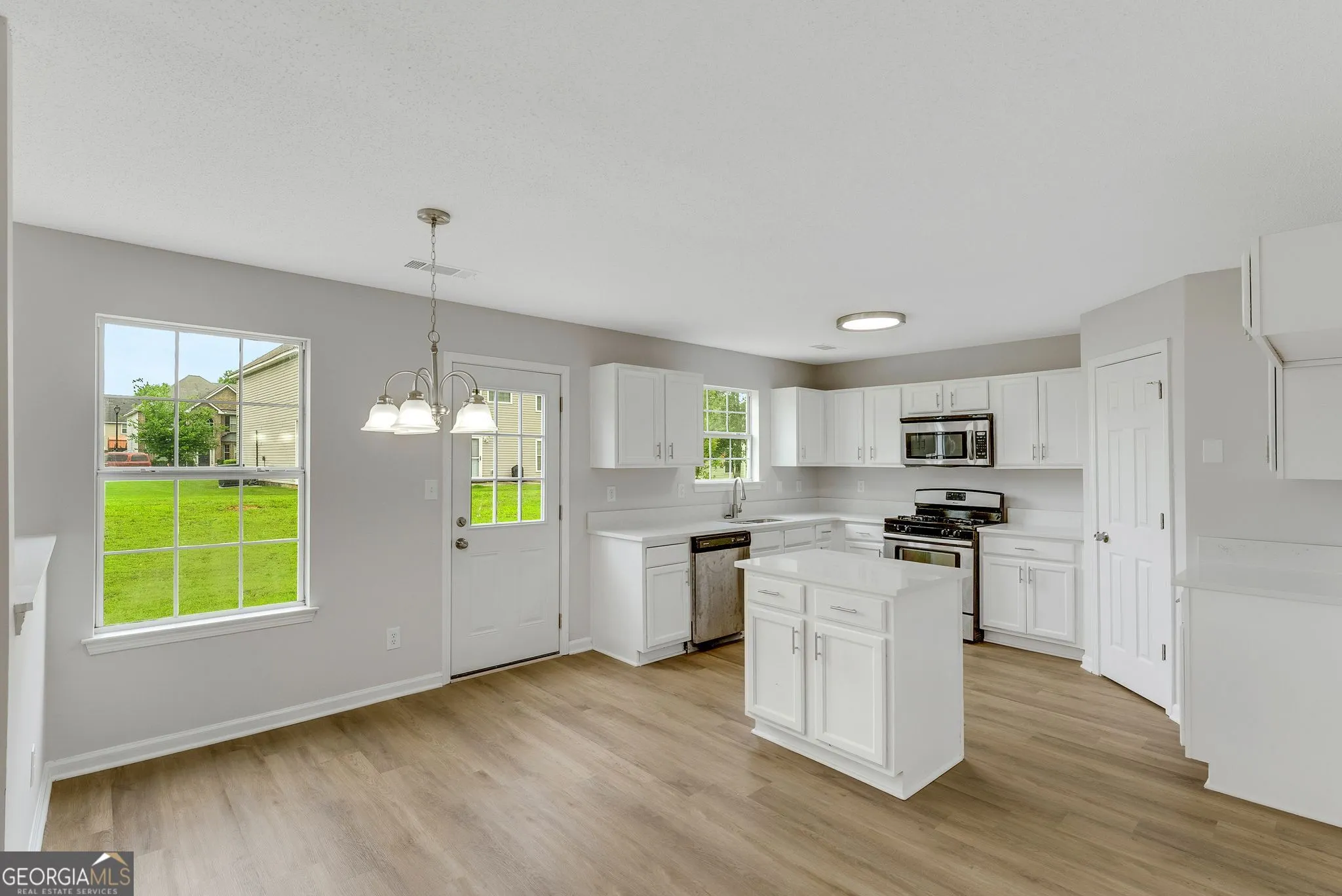 907 Brisley Circle