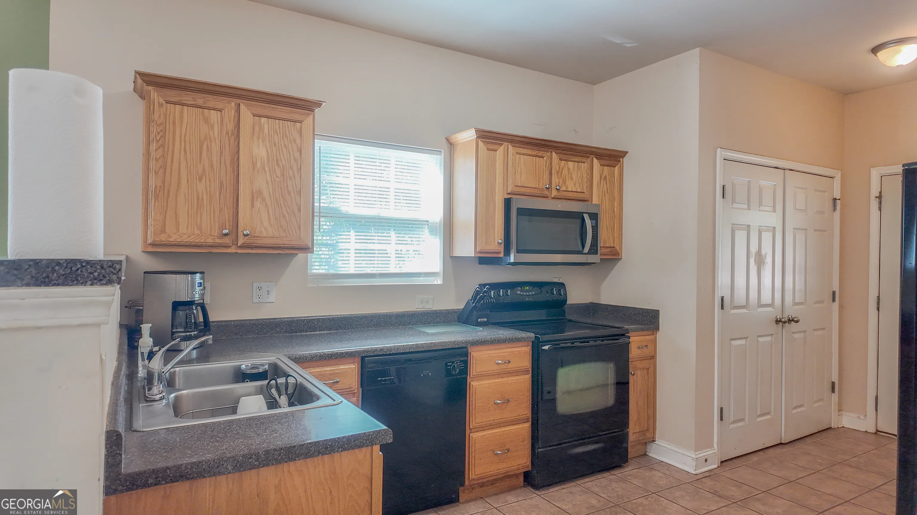 1395 SW Athens Avenue SW