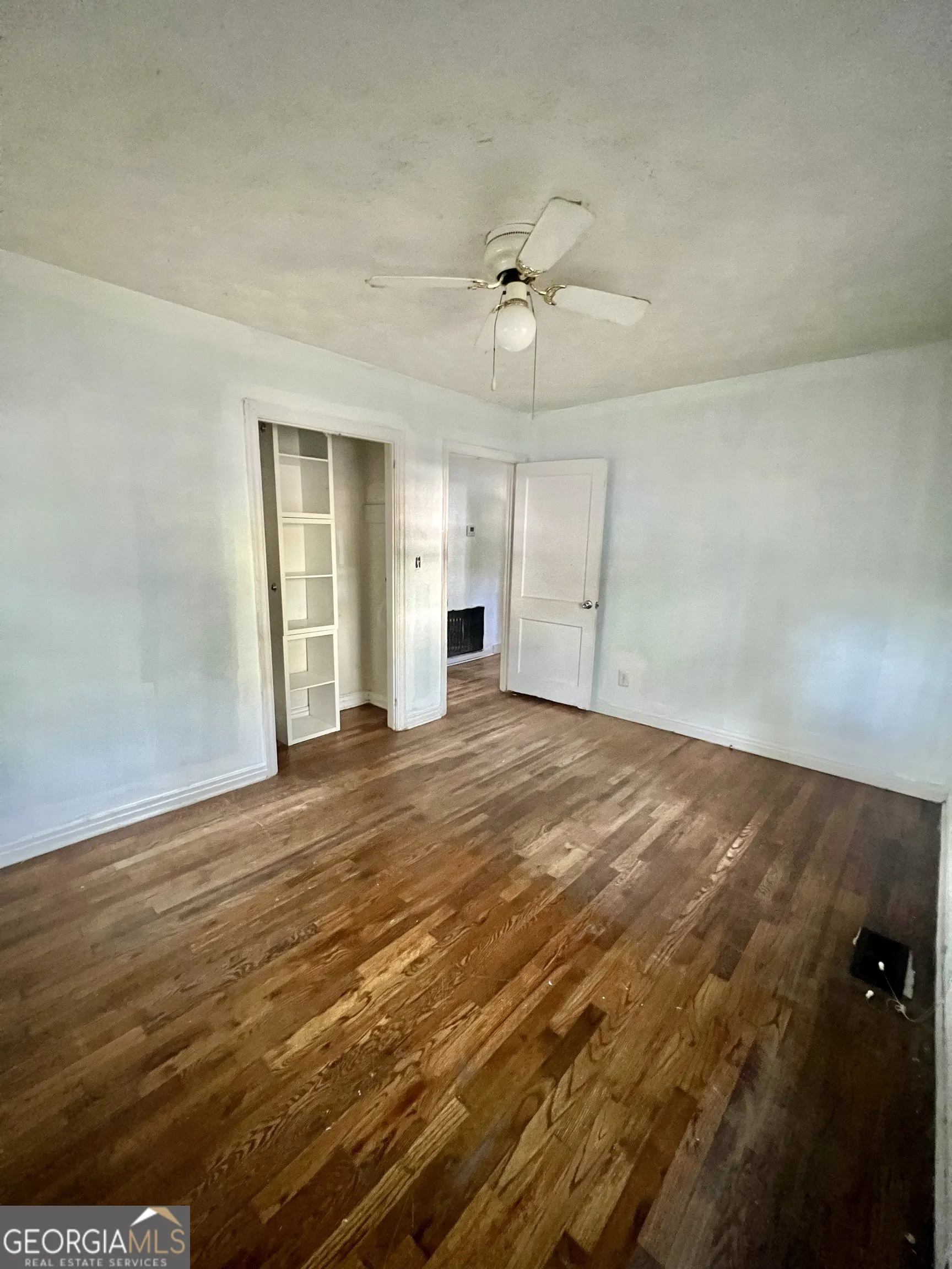 4765 Manse Drive