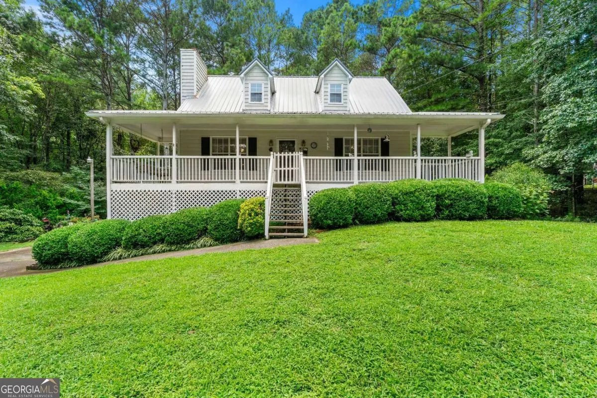 391 Hudson Circle
