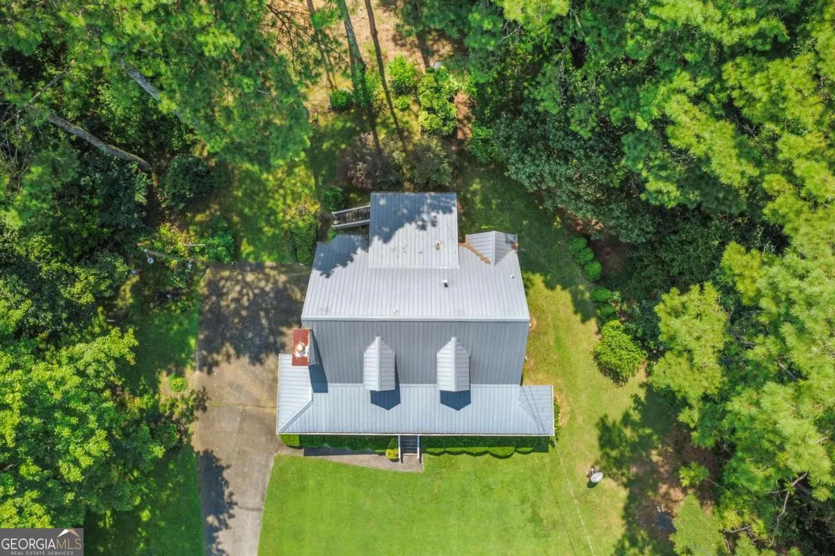 391 Hudson Circle