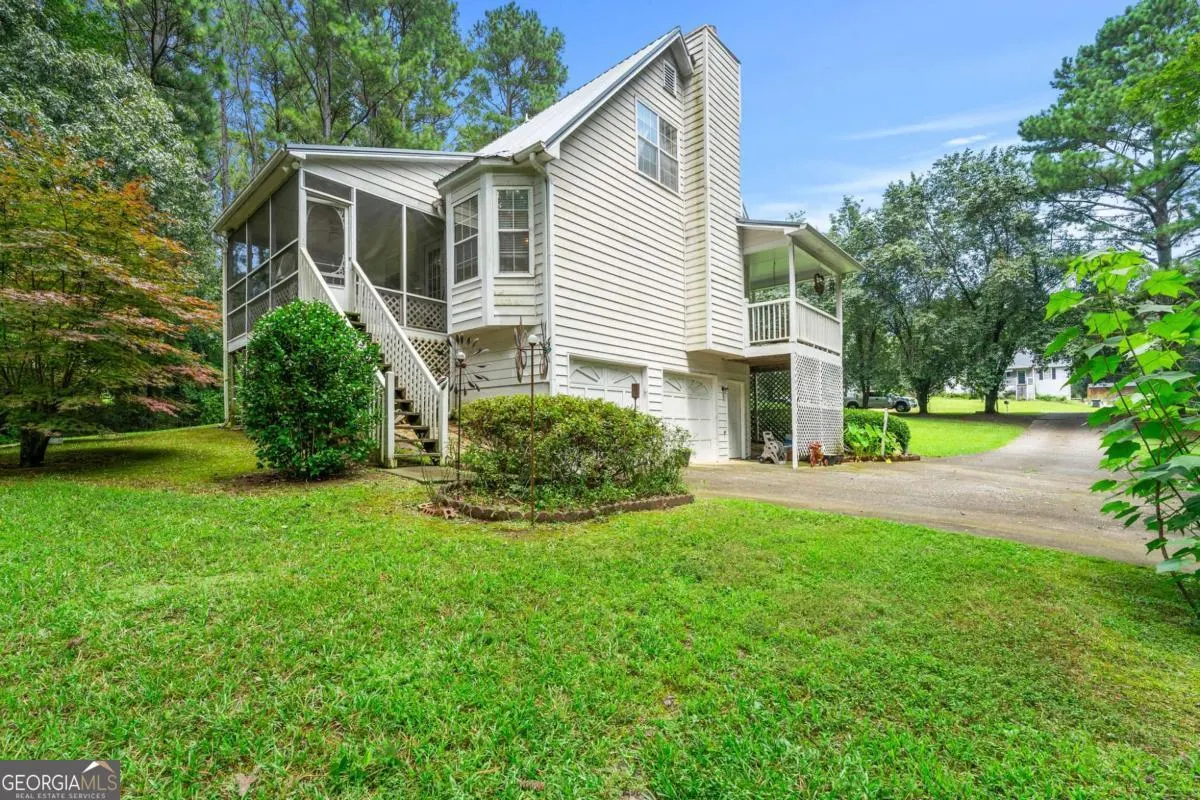 391 Hudson Circle