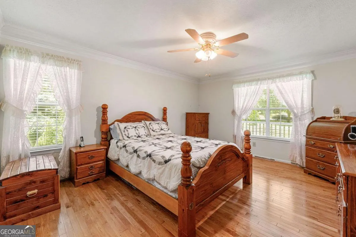 391 Hudson Circle