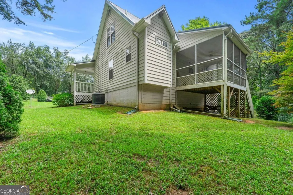 391 Hudson Circle
