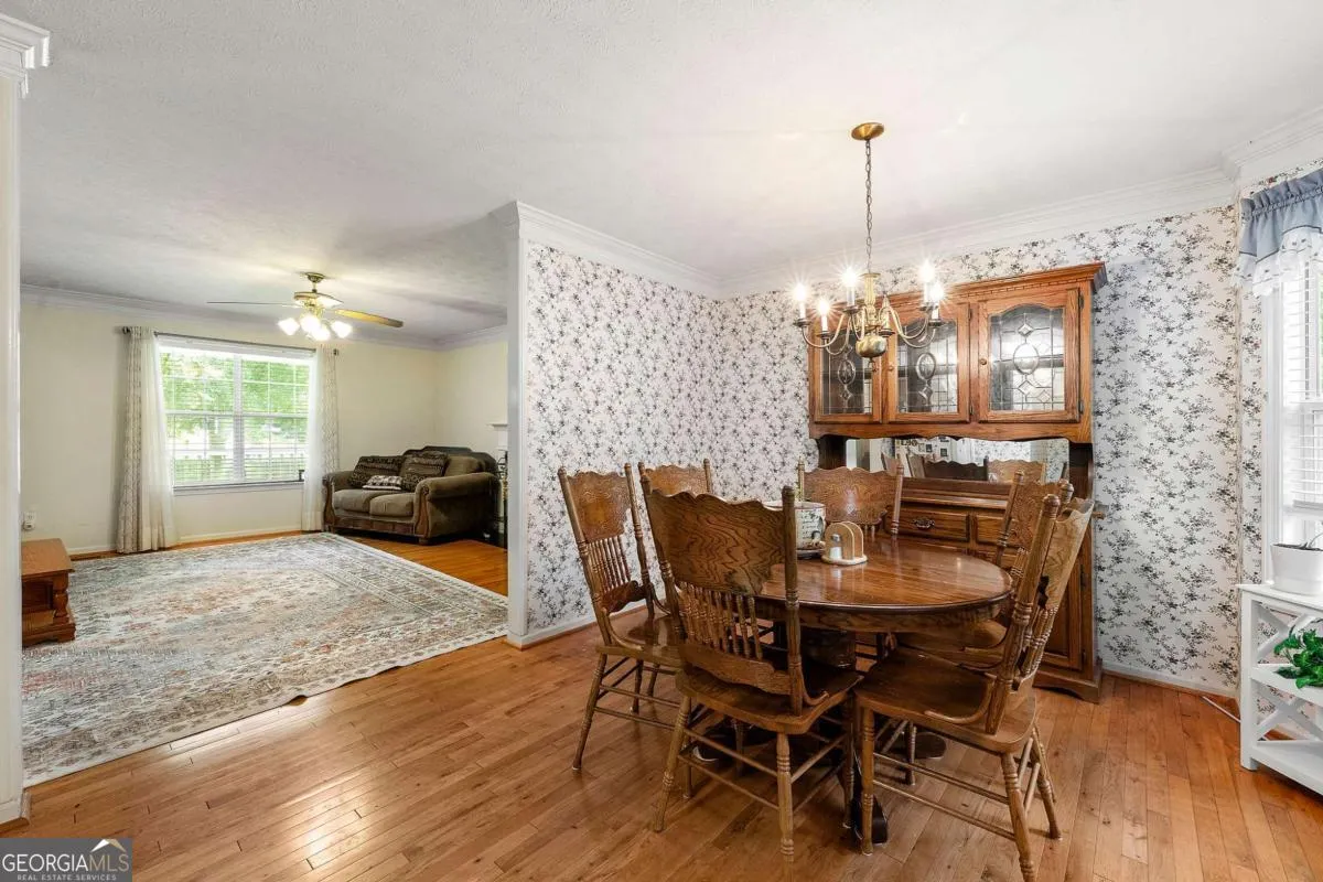391 Hudson Circle