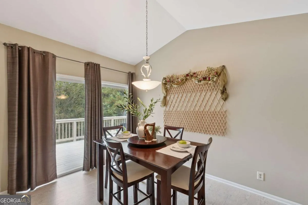 6530 6530 Deerings Lane, #6530