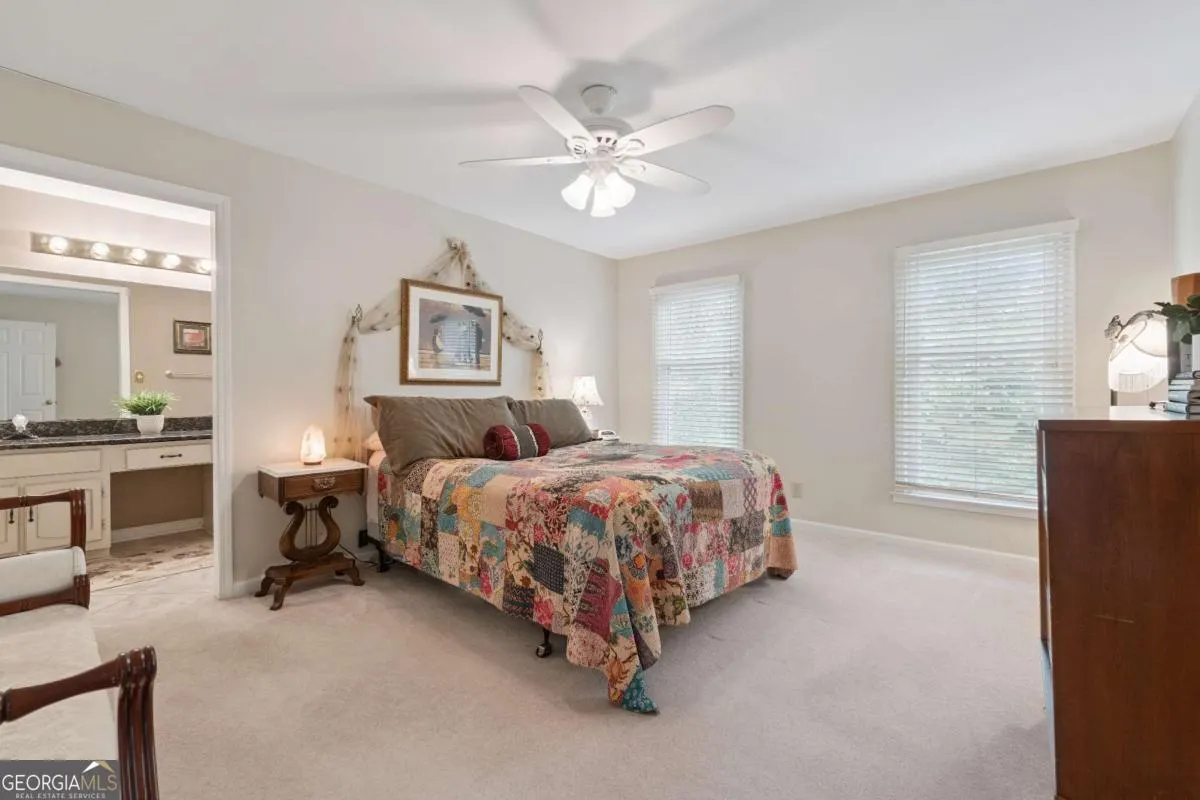 6530 6530 Deerings Lane, #6530