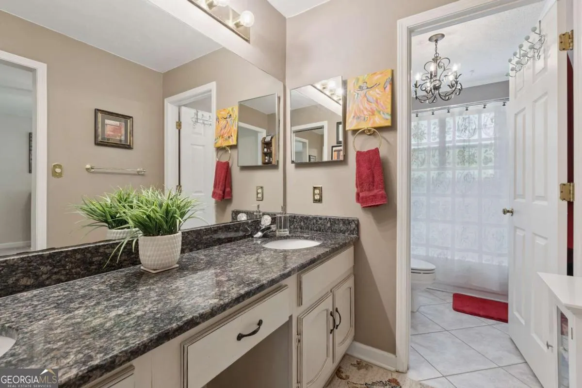 6530 6530 Deerings Lane, #6530