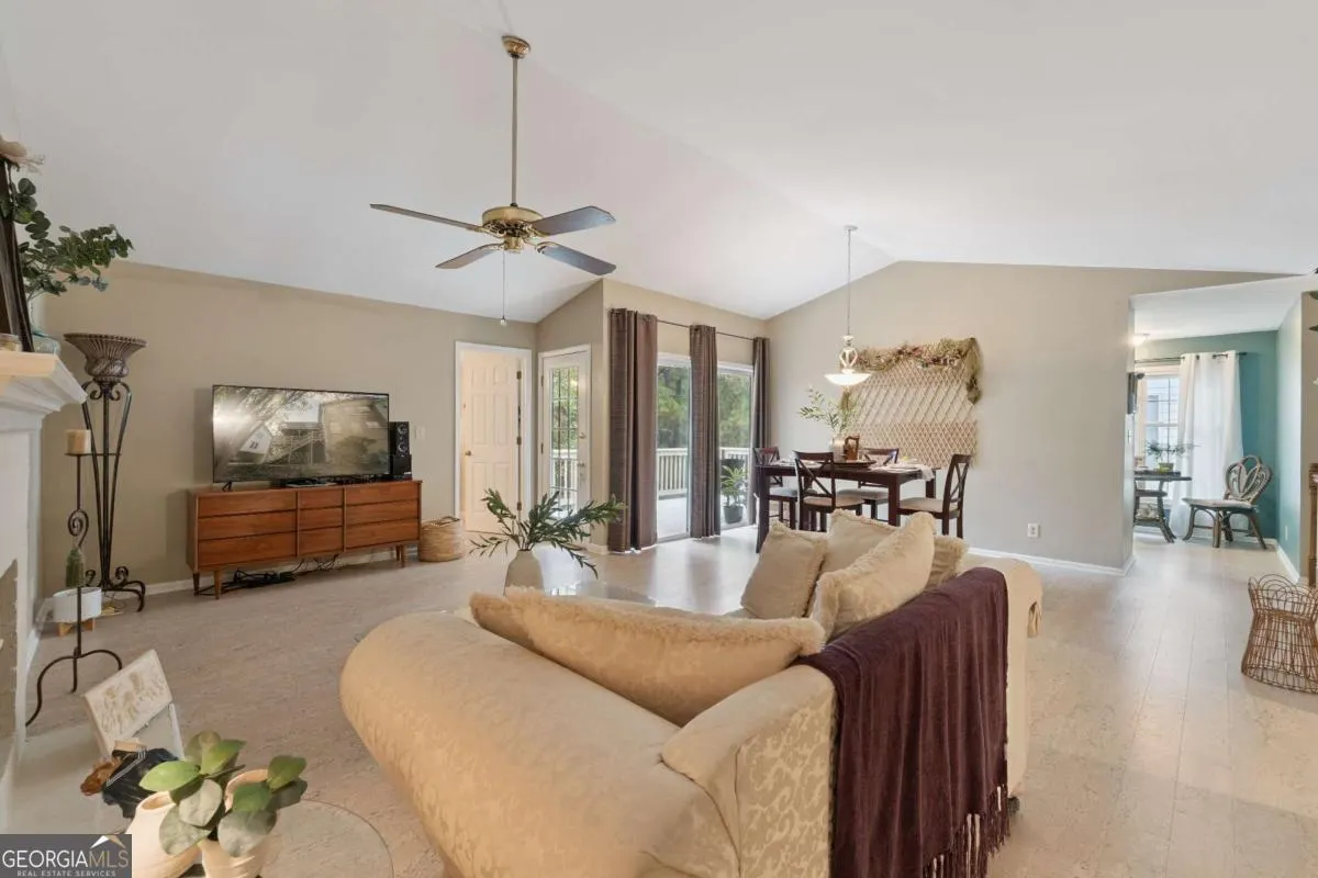 6530 6530 Deerings Lane, #6530