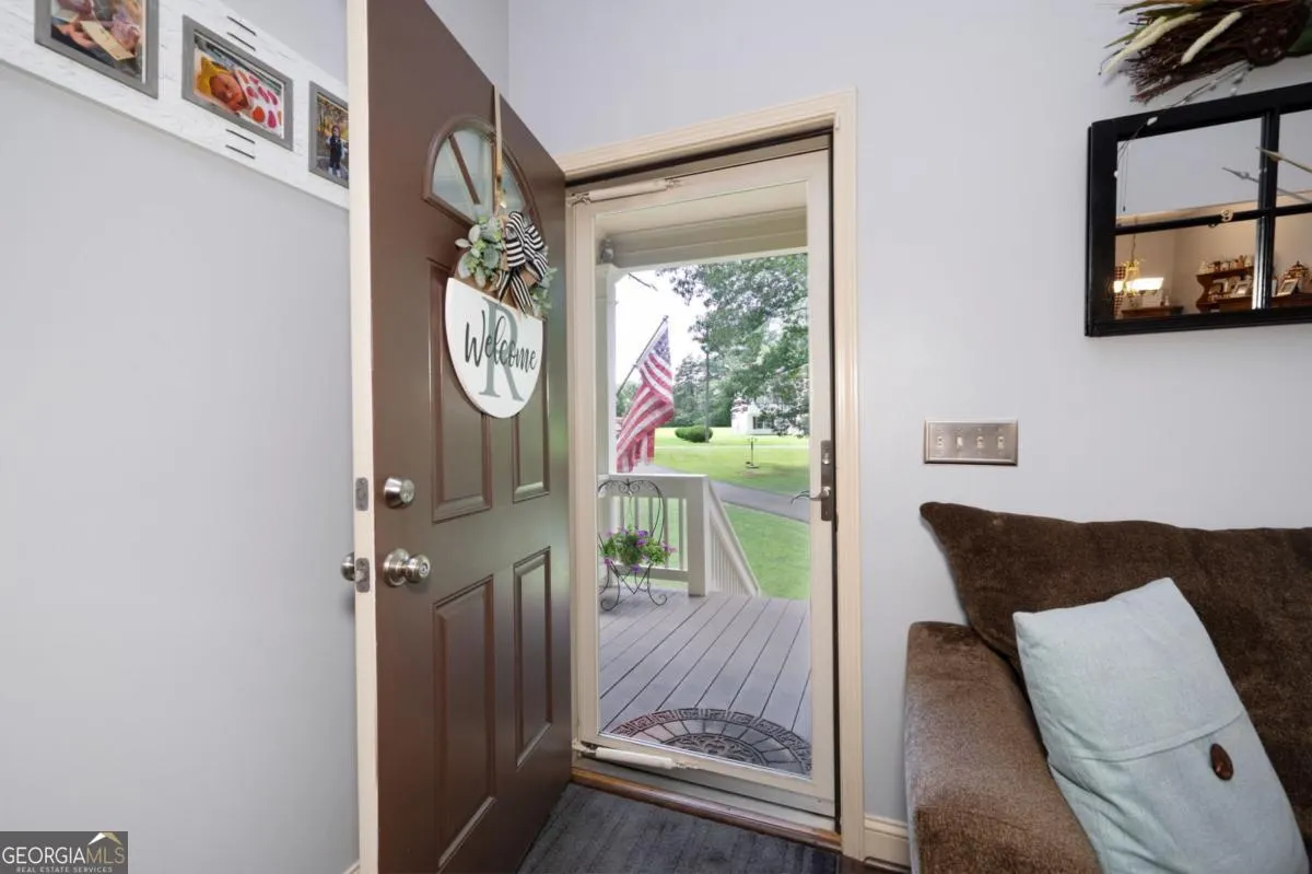 325 Harris Loop