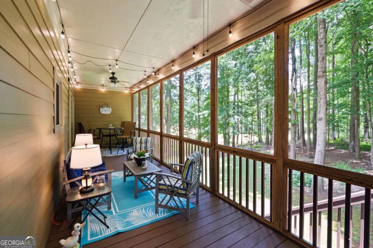 325 Harris Loop