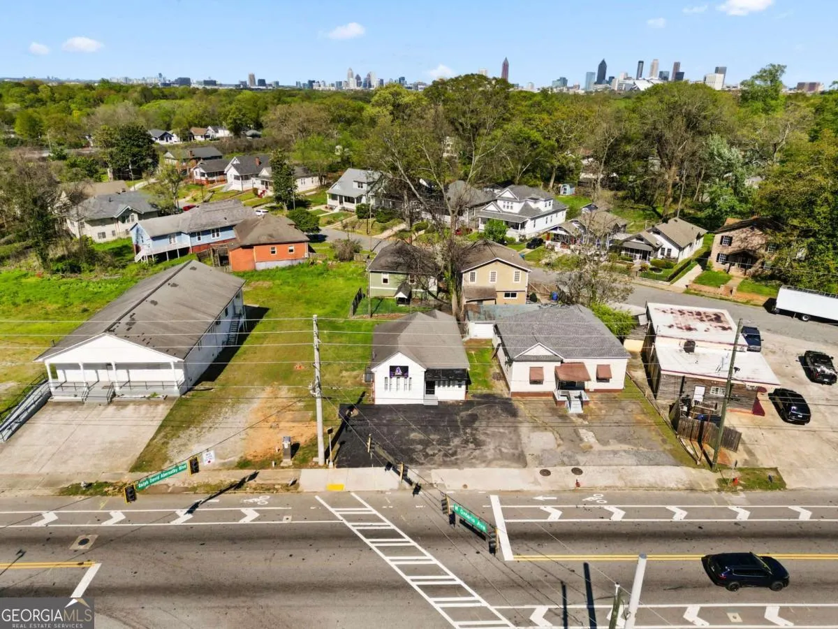 1583 Ralph David Abernathy Boulevard SW