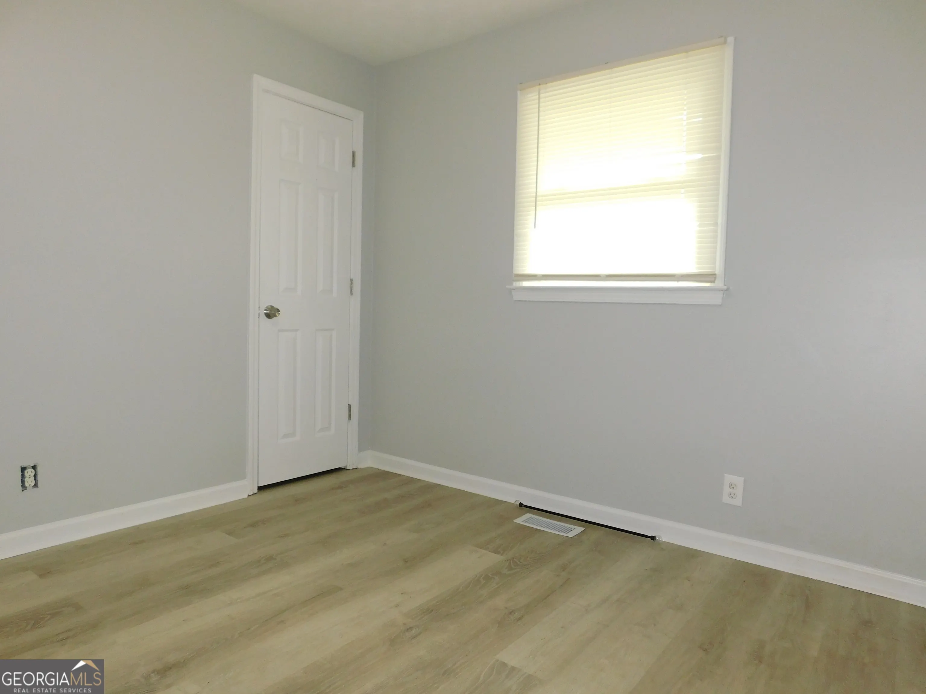 1229 Fairview Drive