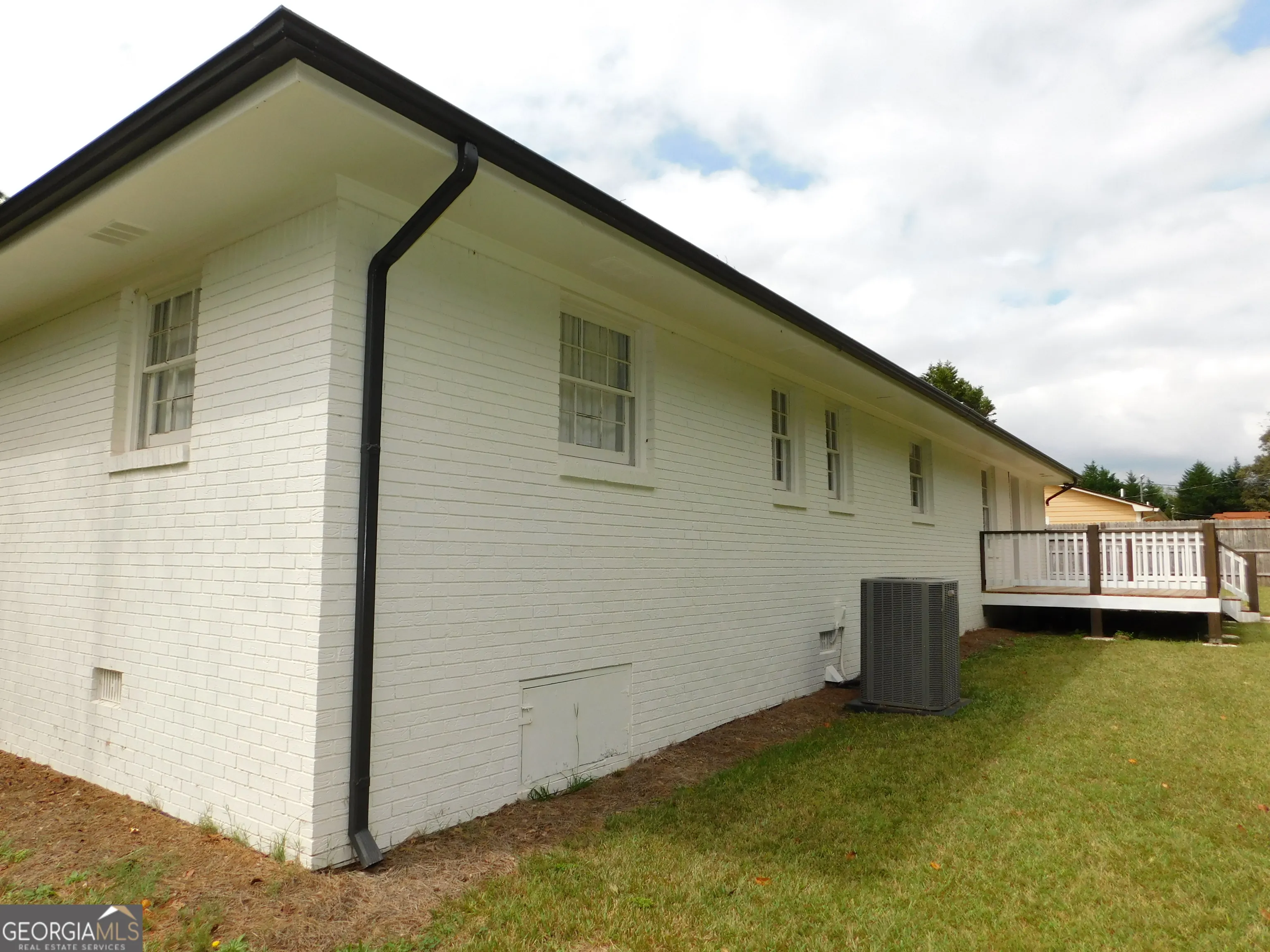 1229 Fairview Drive