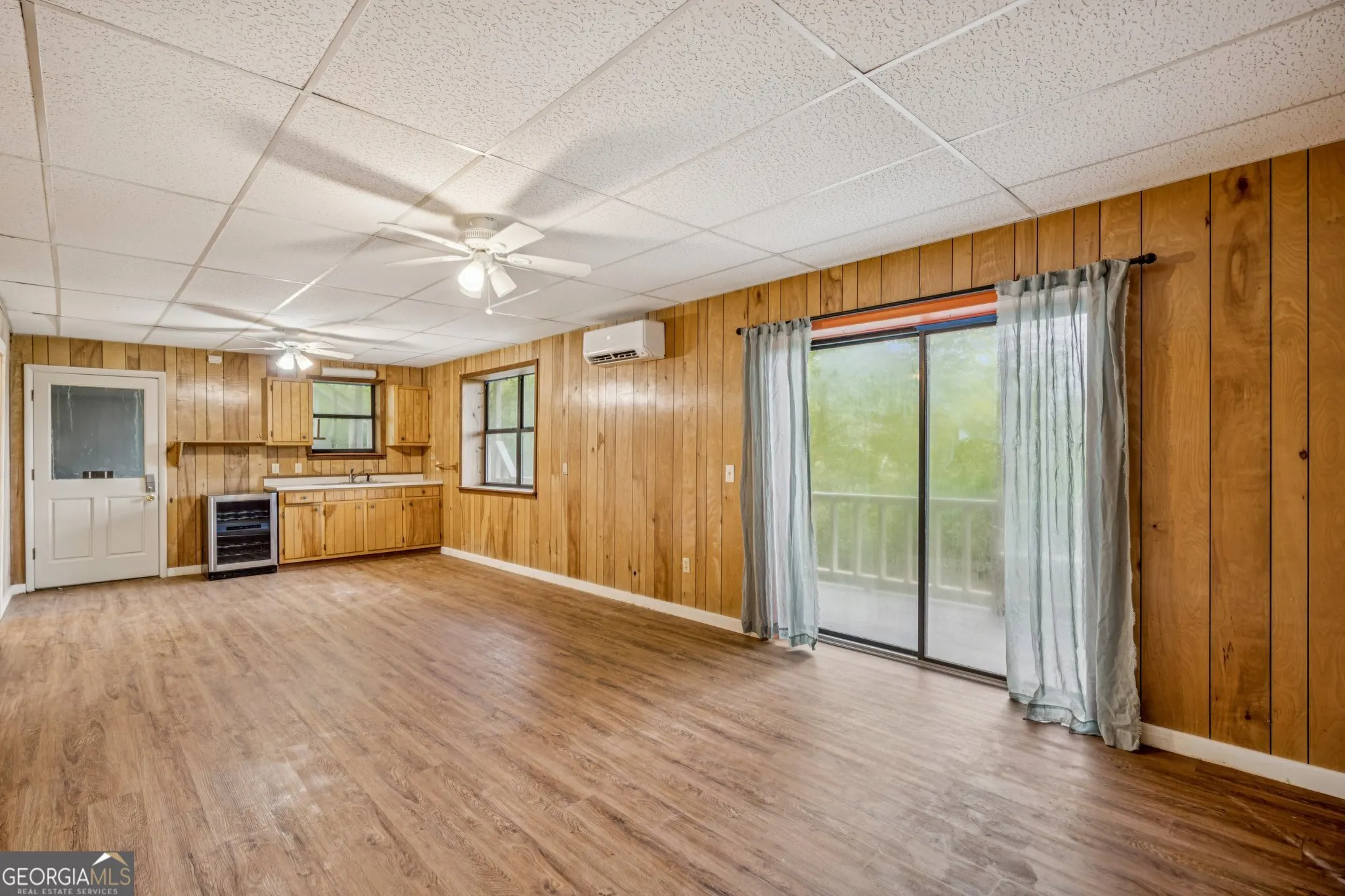 4113 White Oak Drive