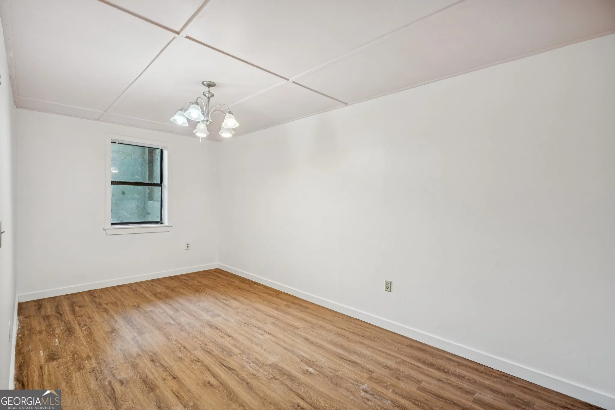 4113 White Oak Drive
