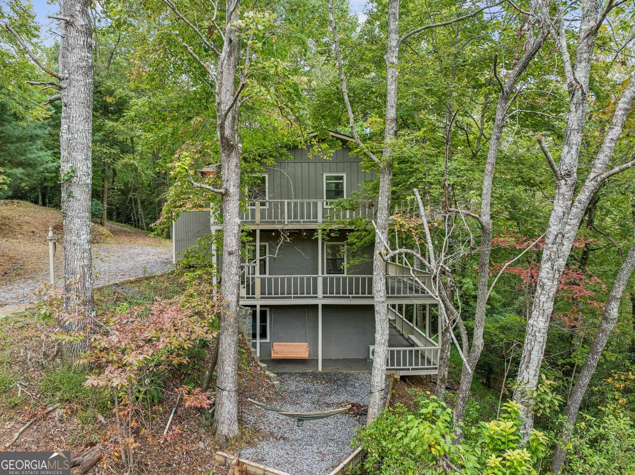 4113 White Oak Drive