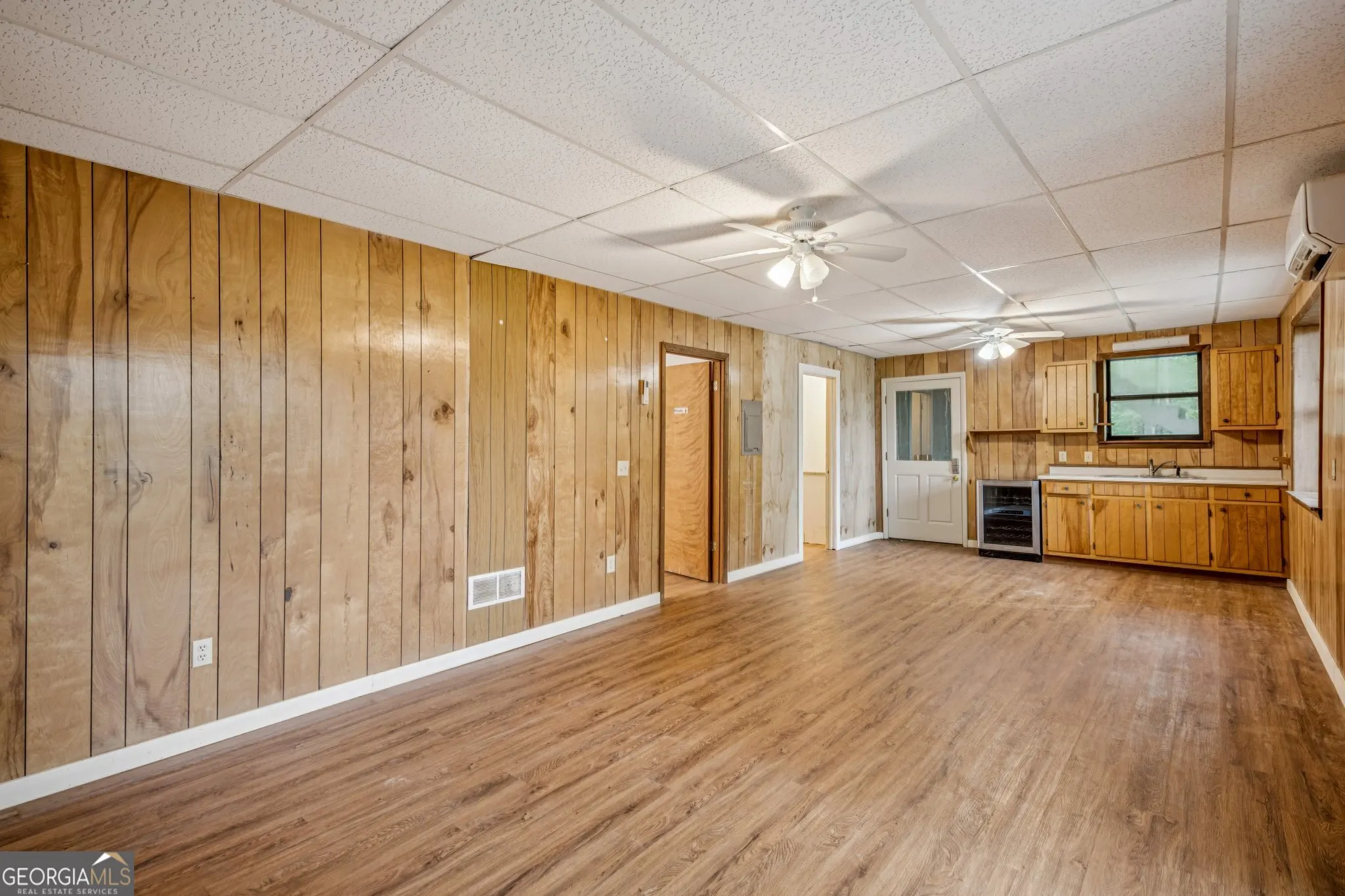 4113 White Oak Drive