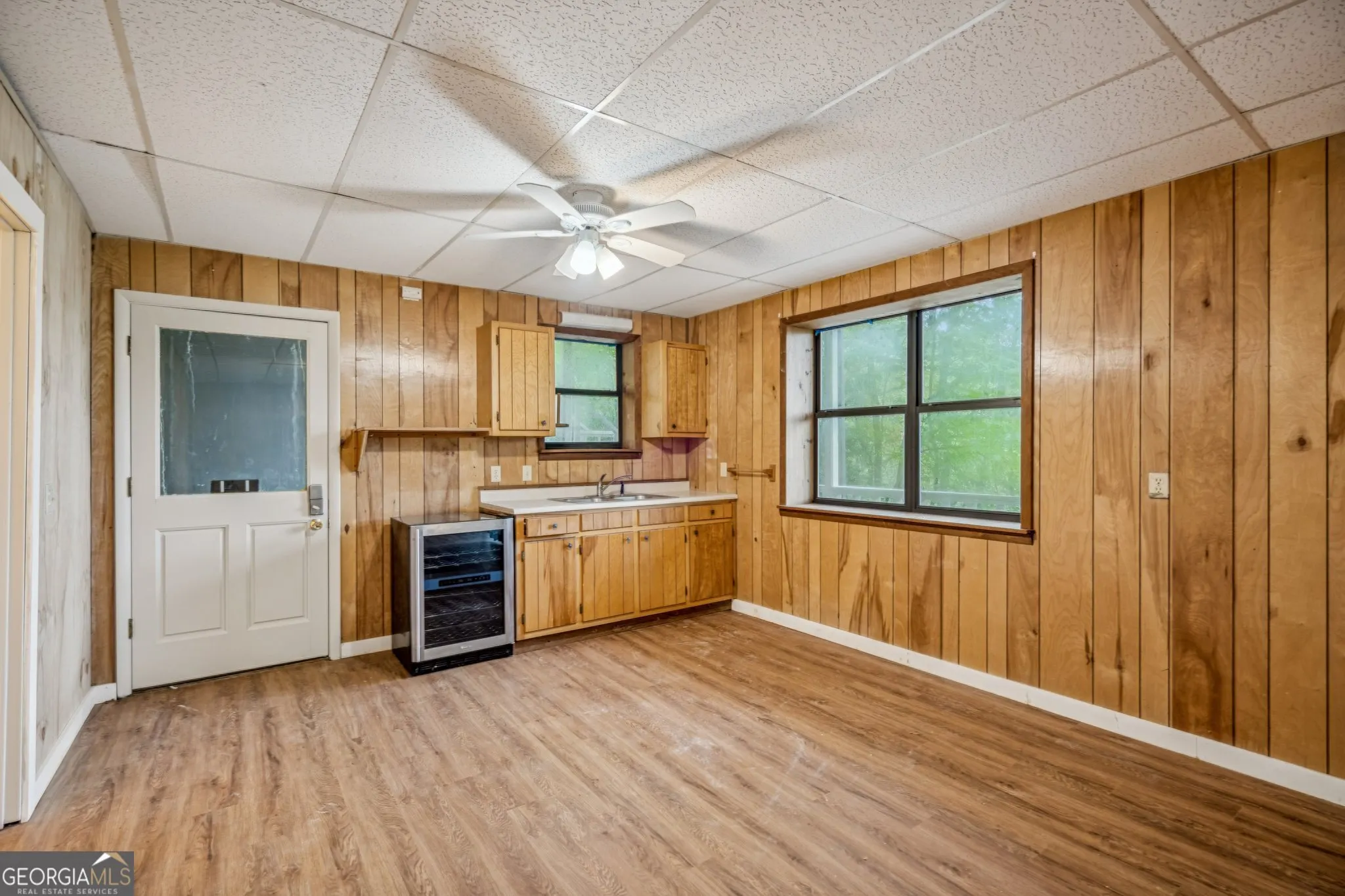 4113 White Oak Drive