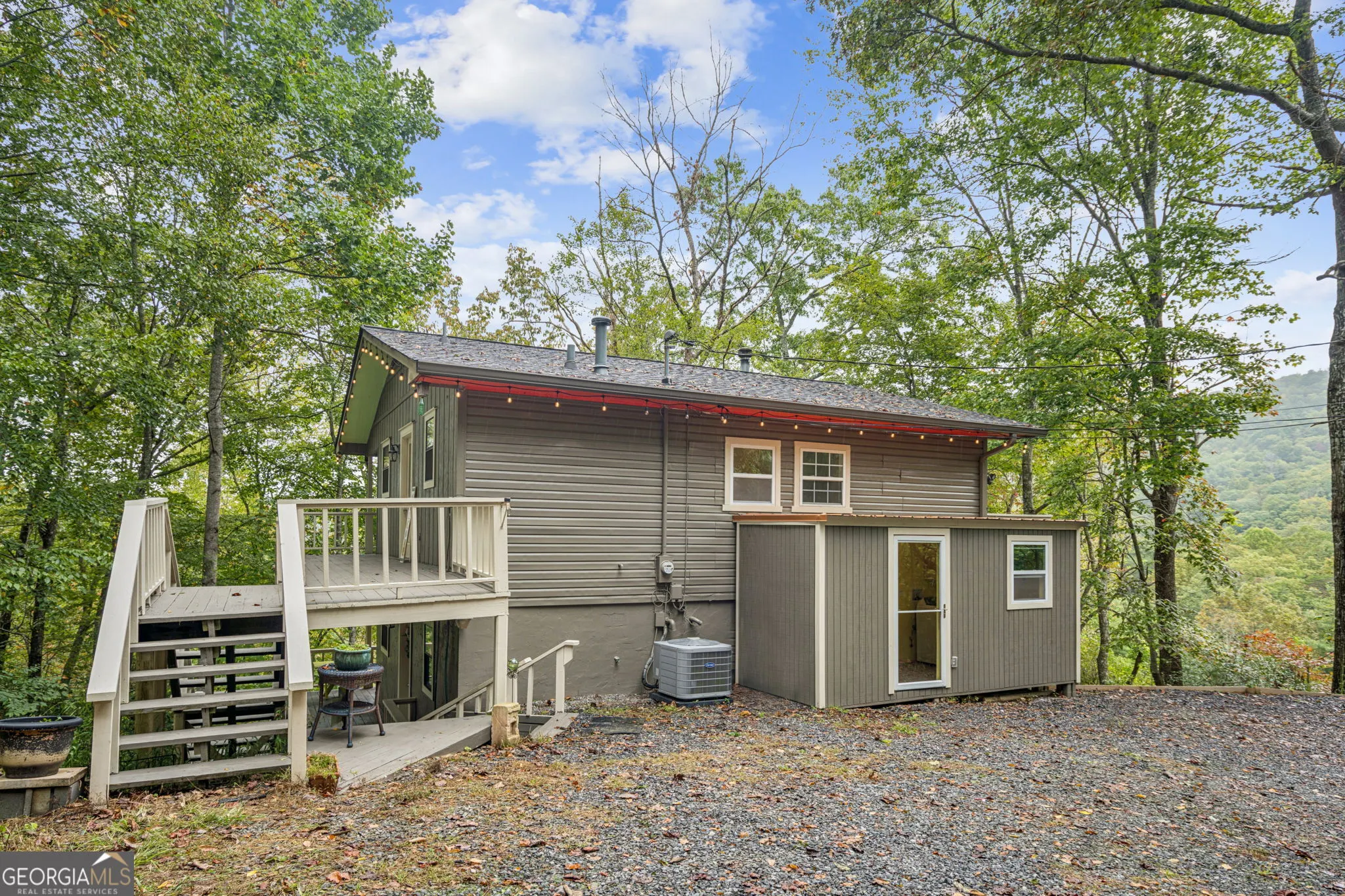 4113 White Oak Drive