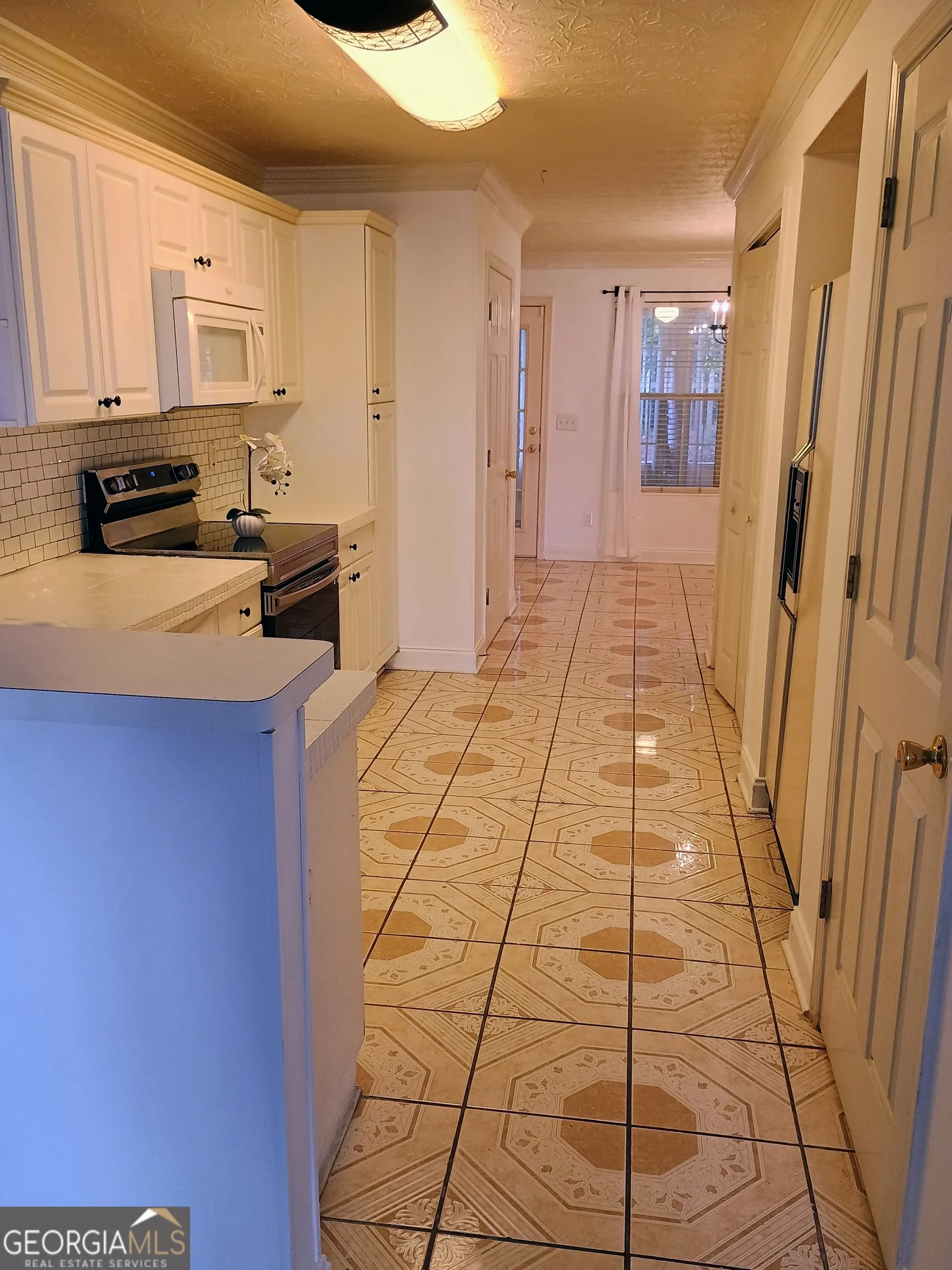 12 Intown Place