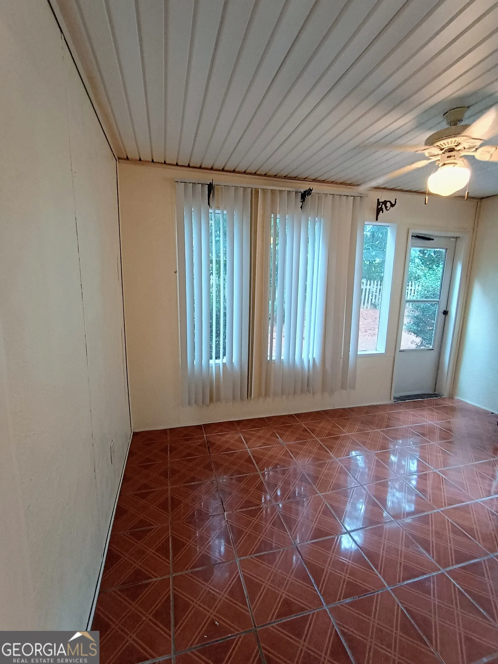 12 Intown Place