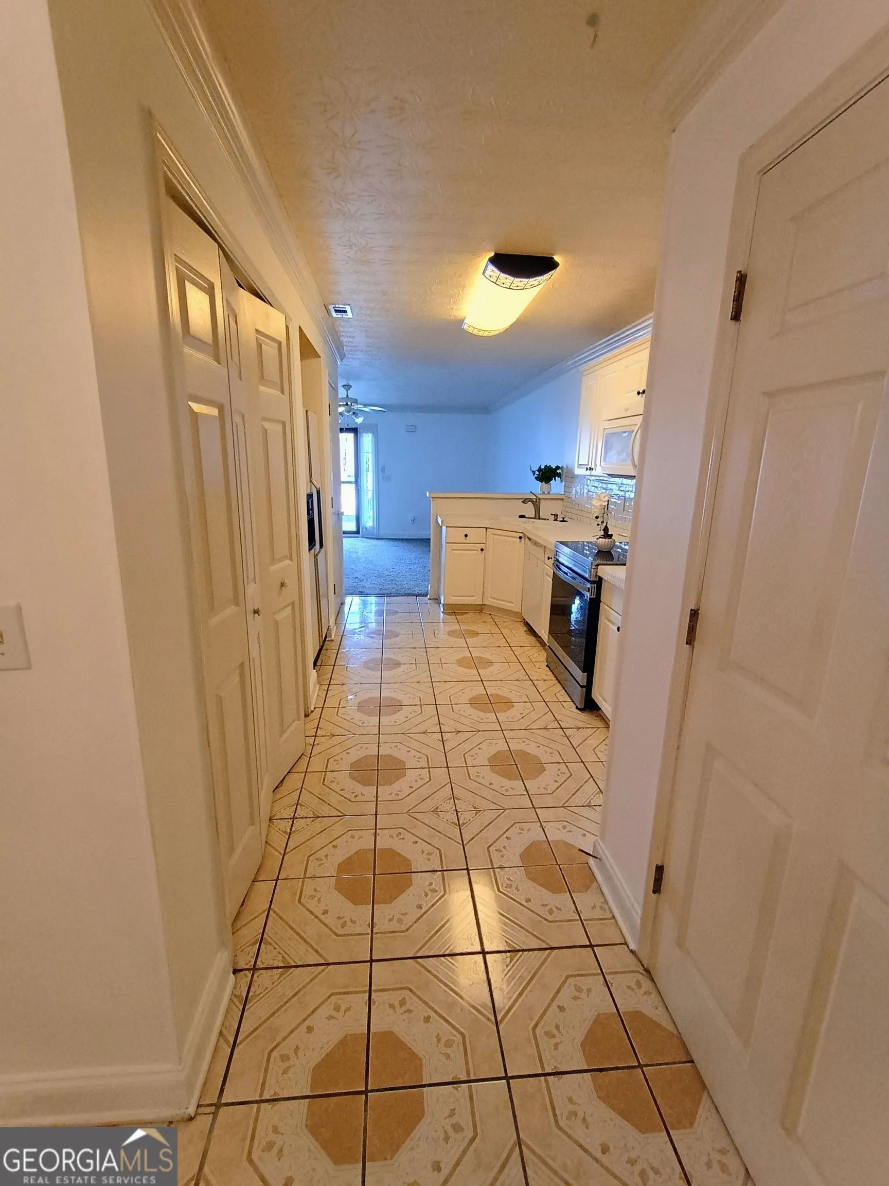 12 Intown Place