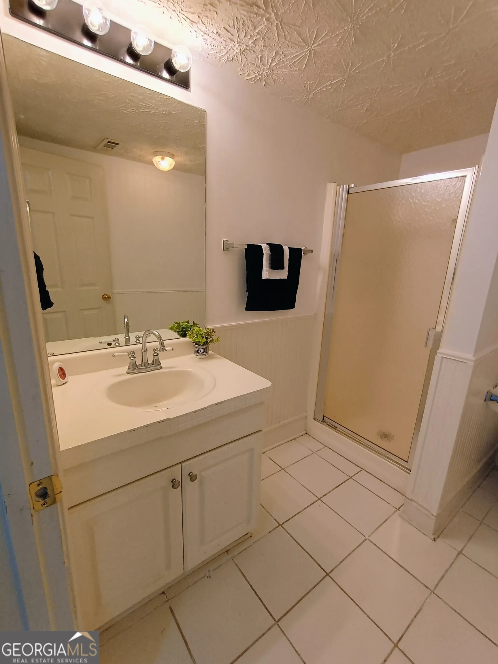 12 Intown Place