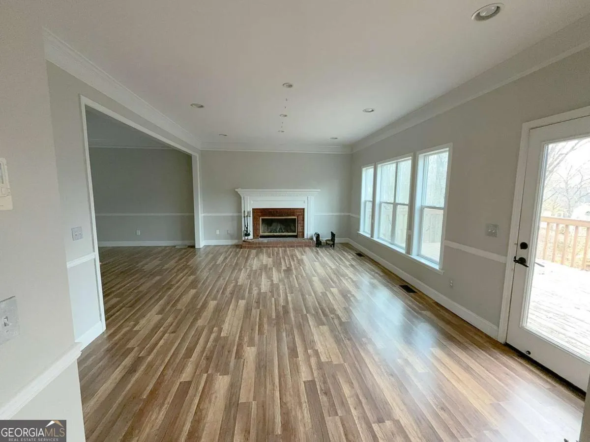 2845 Stratfield Court