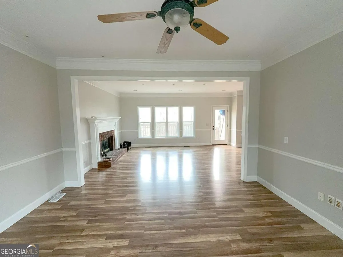 2845 Stratfield Court