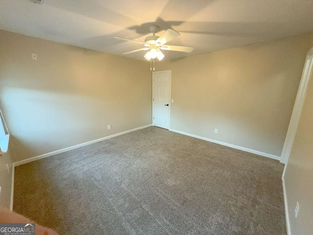 2845 Stratfield Court