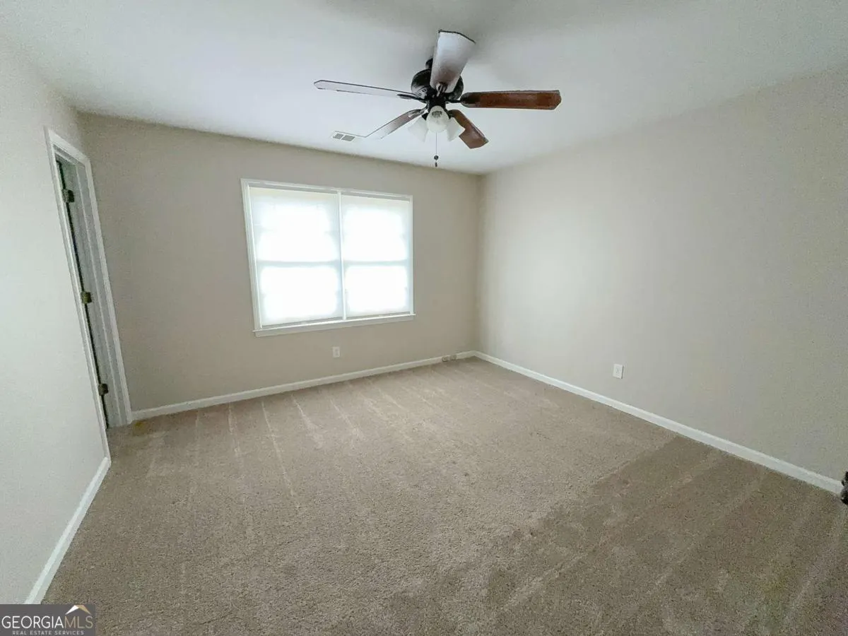 2845 Stratfield Court